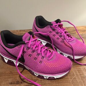 Nike Women's Vibrant Pink Athletic Shoes